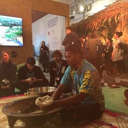 Eine traditionelle fidschianische "Talanoa Session".