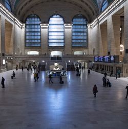 Die leere Empfangshalle des Grand Central Bahnhofs in New York, normalerweise einer der belebtesten öffentlichen Plätze der Welt. 